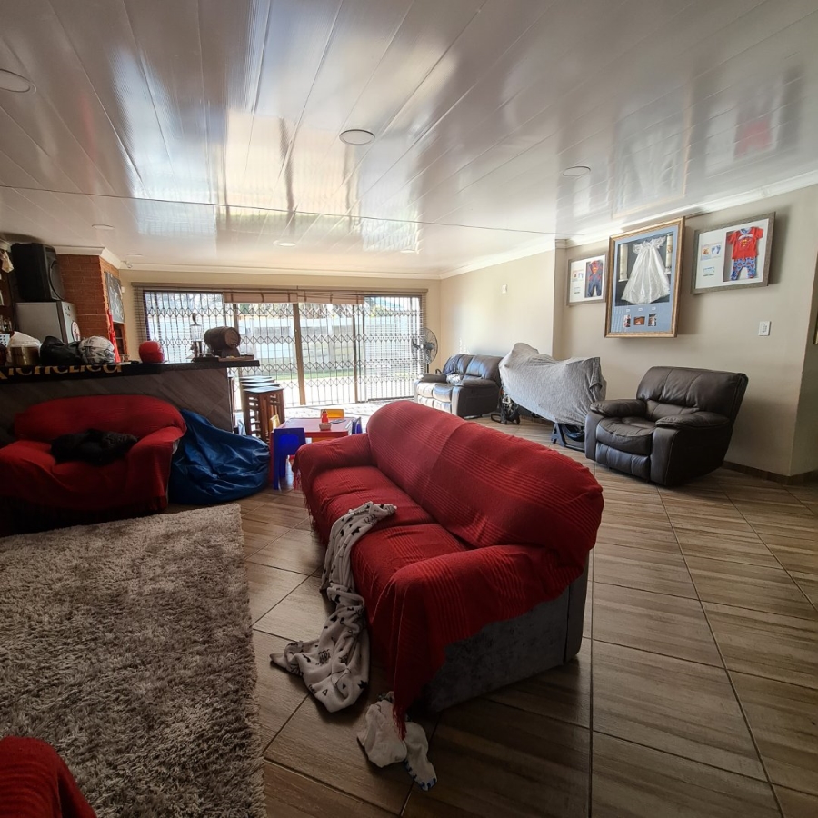 3 Bedroom Property for Sale in Sasolburg Free State